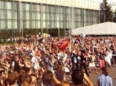 Танец под песню Thriller в Москве