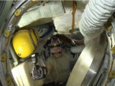 Космонавты сняли на видео, как заварить и выпить чашечку кофе на МКС