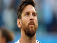 Ребенок расплакался от счастья при виде Месси