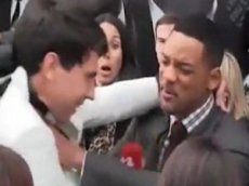 Уилл Смит ударил  журналиста на премьере в Москве