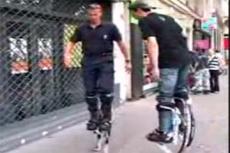 В Париже состоялись показательные выступления пауэррейсеров