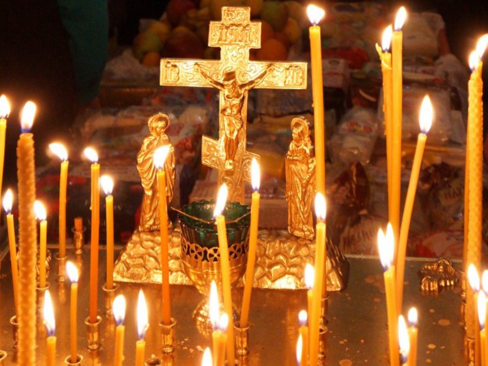 Какой церковный праздник сегодня — 28 апреля 2020, отмечают православные христиане, церковный календарь: Радоница