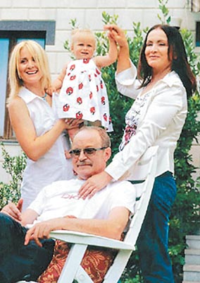 Внук Софии Ротару рассказал, почему бежал из Украины и чем занимается теперь: "С