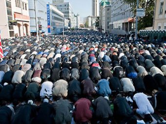 55 тысяч мусульман устроили столпотворение в Москве во время Ураза-Байрам