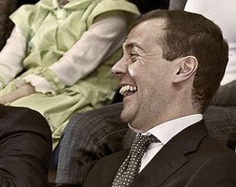Дмитрий Медведев посмеялся над собой в Twitter