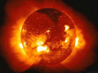 На Солнце произошла самая сильная магнитная вспышка за год