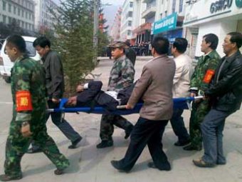 Уволенный китаец подорвал свой банк: ранено более 70 человек