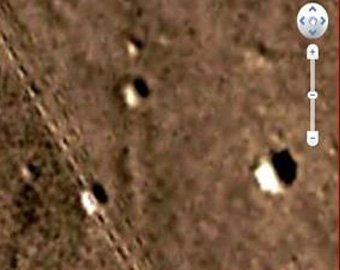 Американский археолог обнаружил на Марсе "железную дорогу" и "вокзал"