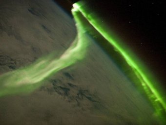 NASA опубликовало уникальные кадры северного сияния, снятые из космоса