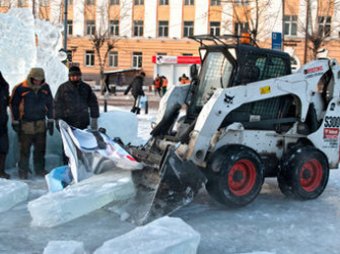 В Красноярском крае 8-летняя девочка застряла в ледовой фигуре и погибла