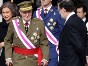 Король Испании отрекся от престола по политическим мотивам
