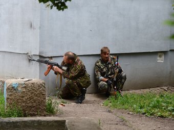 Последние новости Украины на 4 июня: ополченцы в Луганске захватили воинскую часть, но отпустили солдат (ВИДЕО)