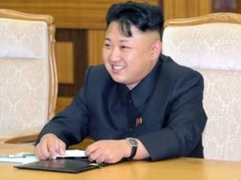 СМИ узнали, что Ким Чен Ын перенес операцию на ногах