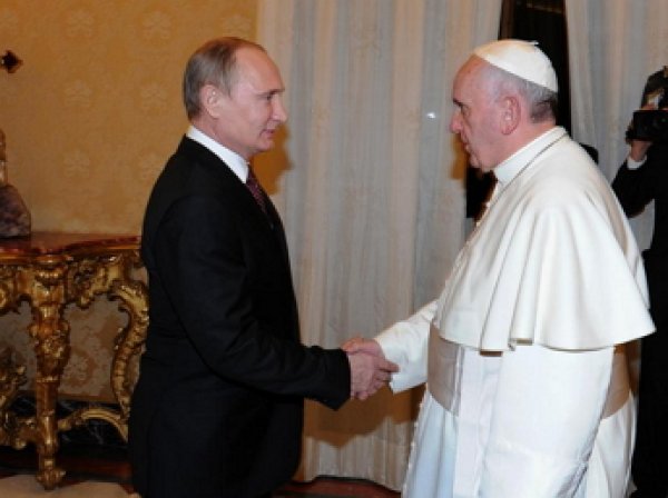 Путин опоздал на встречу с Папой Римским почти на час