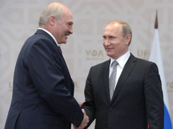 Лукашенко попросил у Путина кредит на  млрд