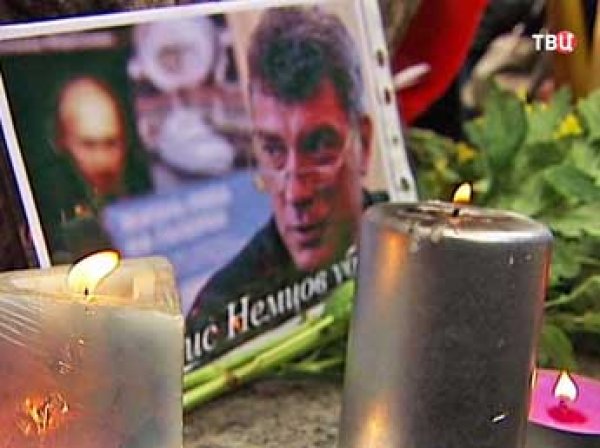 СМИ: в Немцова стреляли из двух разных пистолетов