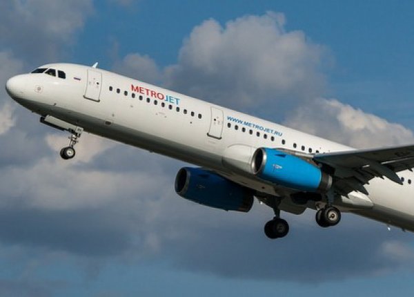 Крушение самолета в Египте 31 октября: пассажиры рухнувшего А-321 опубликовали фото за минуты до взлета  (фото)