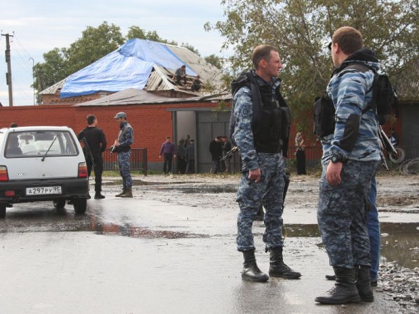 Взрывы на Ставрополье 11 апреля: трое смертников подорвали себя у отделения полиции