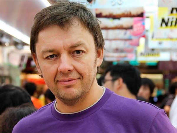Директор "Уральских пельменей" отменил решение о своем увольнении через суд