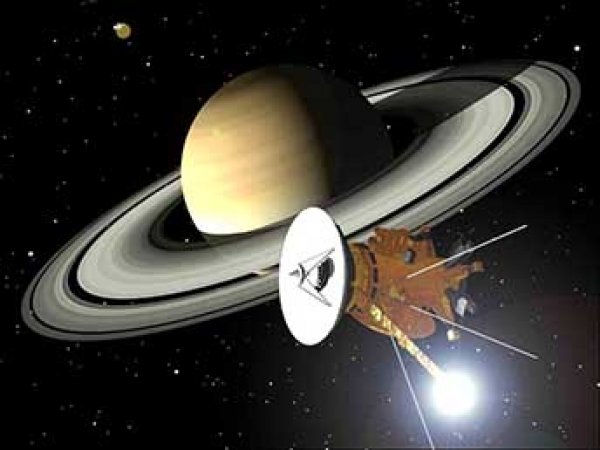 "Кассини" сделал ФОТО Луны, "управляющей" кольцами Сатурна