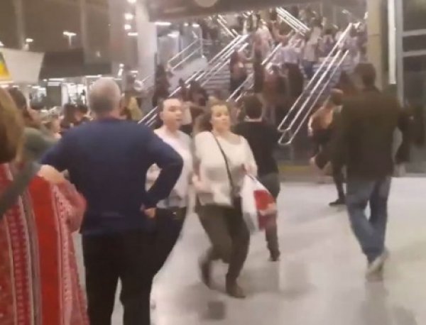 Теракт в Манчестере 2017: момент взрыва на стадионе попал на ВИДЕО