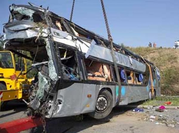 Авария с автобусом из Волгограда в Казахстане сегодня: 9 погибших (ВИДЕО)
