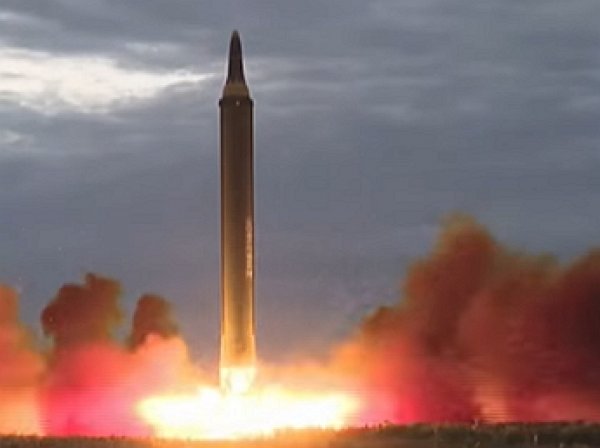 Опубликовано видео запуска ядерной ракеты КНДР «Хвасон-12»