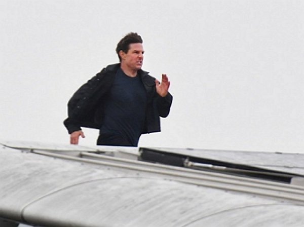 Том Круз получил очередную травму во время съёмок "Миссия невыполнима 6"
