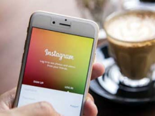 Instagram лишился GIF-изображений после расистского скандала