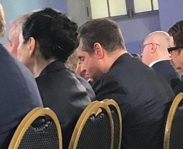 Депутат Слуцкий заснул во время встречи с Путиным