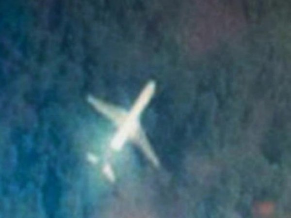 Эксперты: пилот исчезнувшего малазийского "Боинга" мог спланировать катастрофу