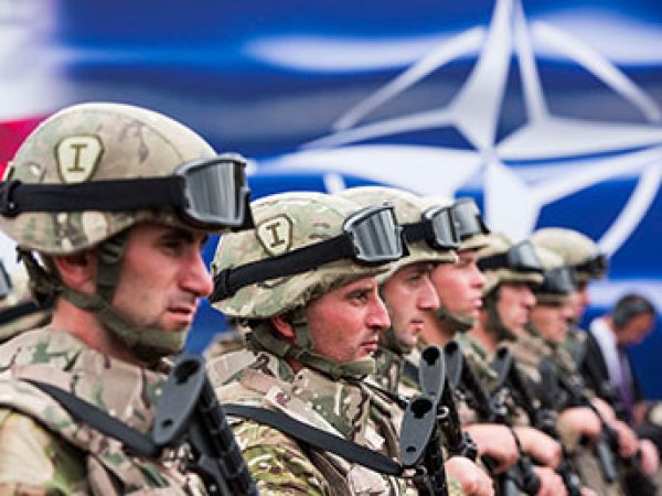 ЕС увеличит военные бюджеты, чтобы противостоять "российскому внедрению" в Прибалтику