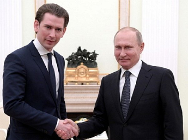 Россия и Австрия подписали пакет документов после переговоров Путина и Курца