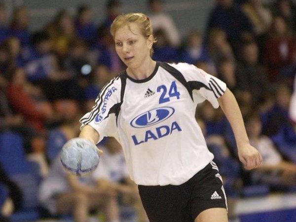 Чемпионка мира по гандболу Елена Паршкова умерла в возрасте 41 год