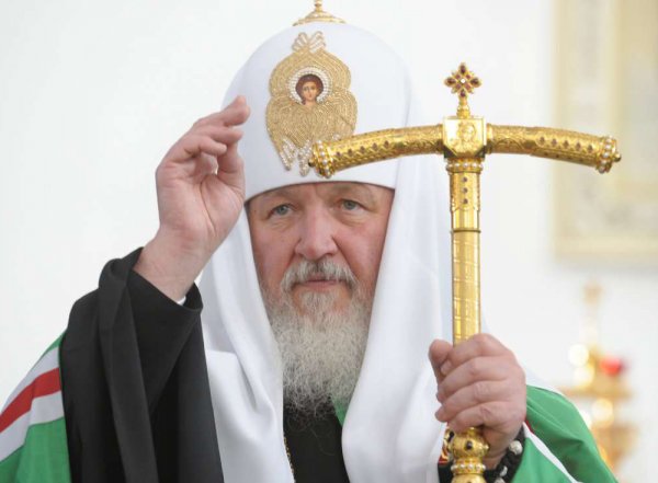 Фото патриарха Кирилла с известным экстрасенсом попало в СМИ