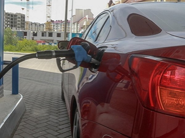 Независимые АЗС готовы продавать бензин по 30 рублей за литр