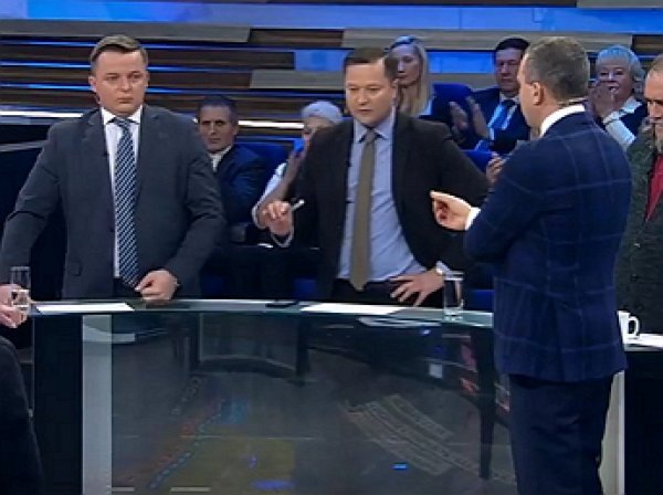 "Прекрати свой хайп, врушка крикливая": ведущие «России 1» сами попались на вранье (ВИДЕО)
