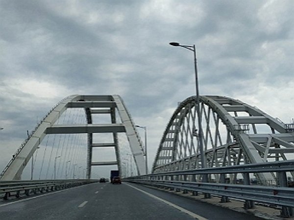 Украинские СМИ растиражировали лже-новость о зловещей атаке на Крымский мост