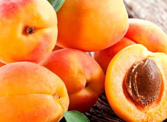 Диетологи назвали самый полезный летний фрукт