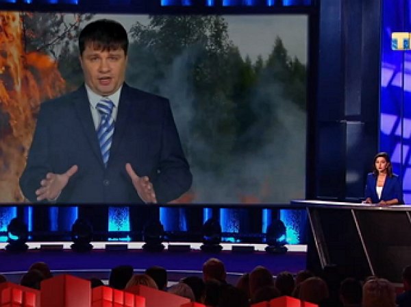 "Ходите по лезвию ножа": Харламов жестко потроллил в Comedy Club чиновников из-за недавних пожаров в РФ
