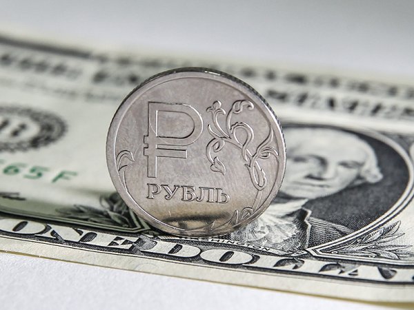 Курс доллара на сегодня, 11 декабря 2019: куда нефть приведет курс рубля, раскрыли эксперты