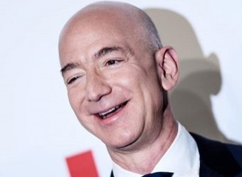 Джефф Безос разбогател на $13 млрд за 15 минут