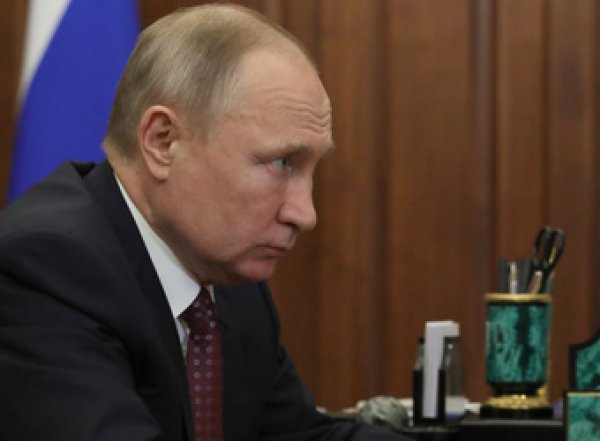 Путин допустил изменение даты голосования по поправкам в Конституцию