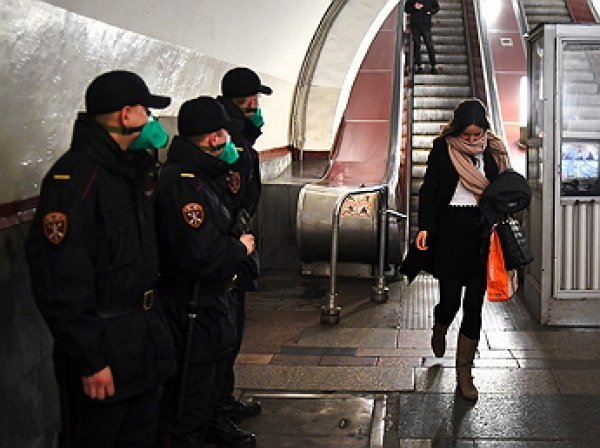 "Пропуска пока вводить не будут": В Москве продлен режим самоизоляции до 1 мая