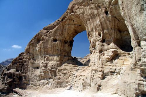 Удивительные арки, созданные природой