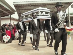 300 фанатов из разных стран пересняли «Назад в будущее-2»