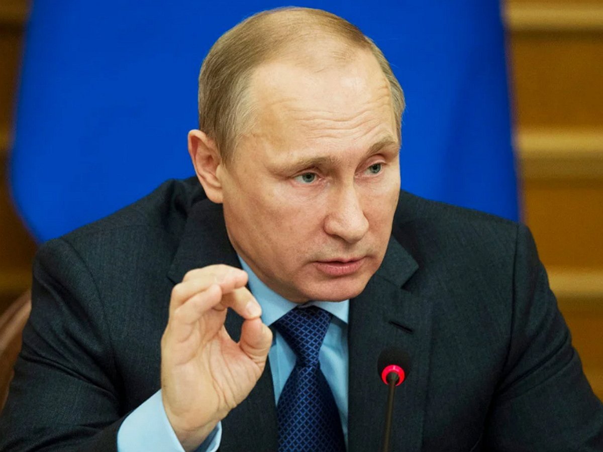 Путин поручил разработать новые меры по поддержки россиян