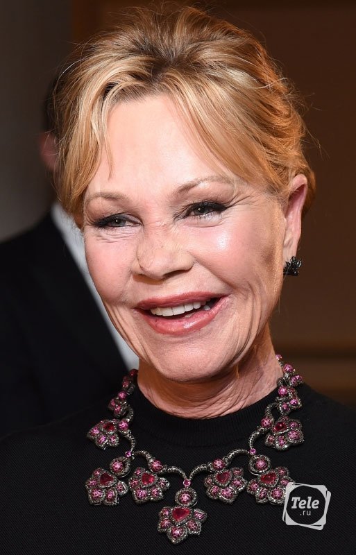 8 звезд кино, которые потеряли карьеру после пластических операций