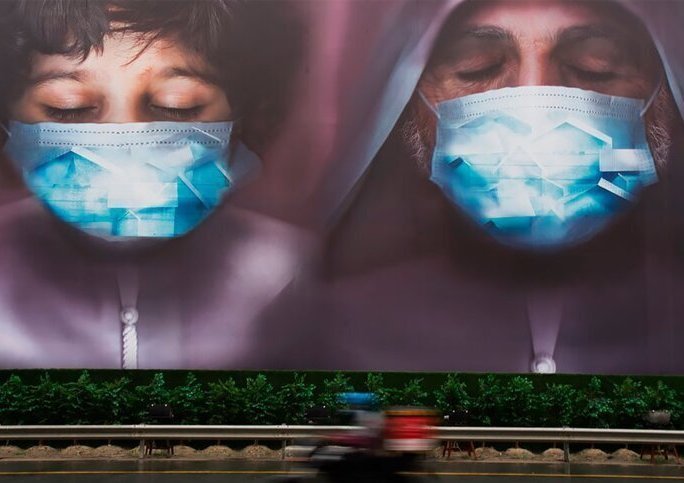 17 произведений стрит-арта по теме CoVid-19