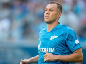 Мужчина спасся при сходе оползня, принеся в жертву свой мотоцикл